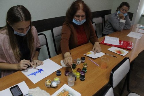 В Губернаторском колледже проходят курсы по преподаванию ИЗО