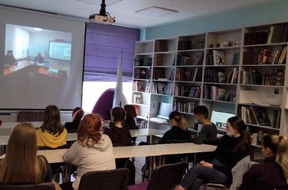 Студенты губернаторского колледжа приняли участие в секции «Достоевский и русская культура»
