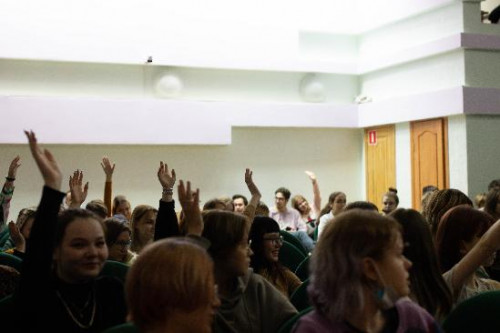 В Губернаторском колледже  вновь состоялась встреча киноклуба. 
