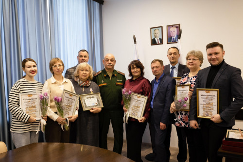 Сотрудников колледжа наградили медалями и благодарственными письмами