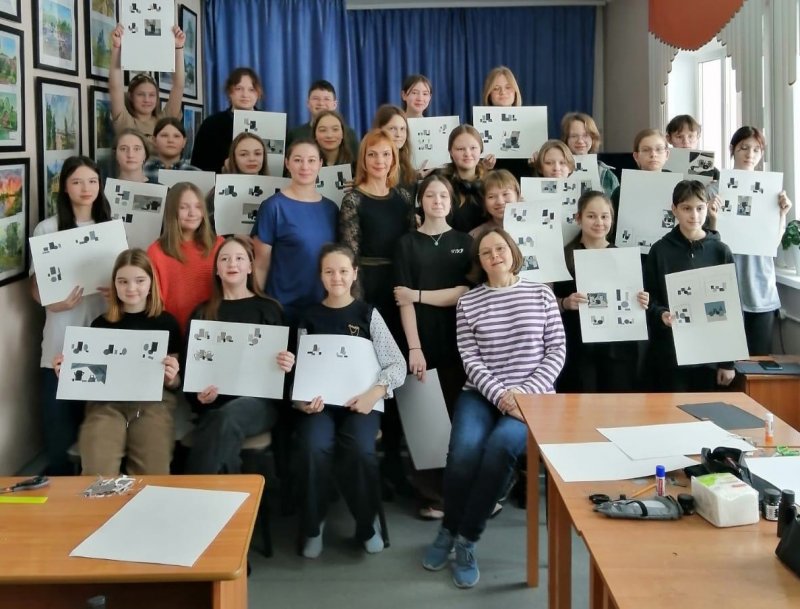 В первый день весны открылась выставка преподавателей отделения изобразительного искусства