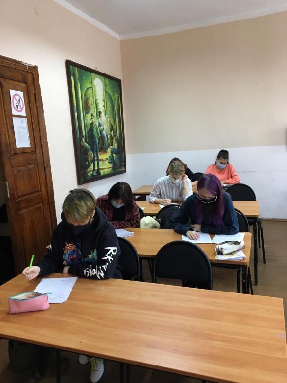 111 студентов колледжа написали «Есенинский диктант»